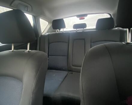 Синий Мазда 3, объемом двигателя 1.6 л и пробегом 140 тыс. км за 4500 $, фото 5 на Automoto.ua