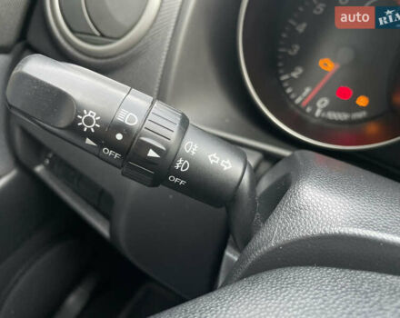 Синій Мазда 3, об'ємом двигуна 1.6 л та пробігом 207 тис. км за 4380 $, фото 47 на Automoto.ua