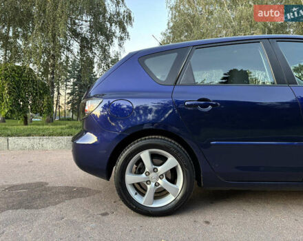 Синий Мазда 3, объемом двигателя 1.6 л и пробегом 211 тыс. км за 4800 $, фото 7 на Automoto.ua