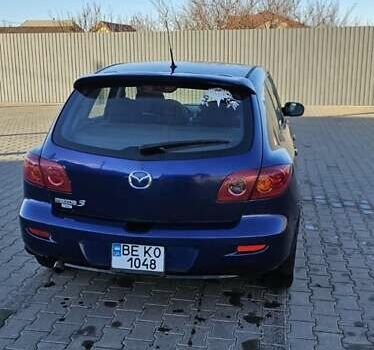 Синий Мазда 3, объемом двигателя 1.56 л и пробегом 360 тыс. км за 4200 $, фото 2 на Automoto.ua
