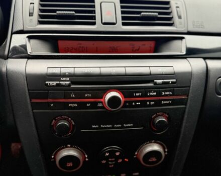 Синий Мазда 3, объемом двигателя 1.6 л и пробегом 252 тыс. км за 2950 $, фото 11 на Automoto.ua