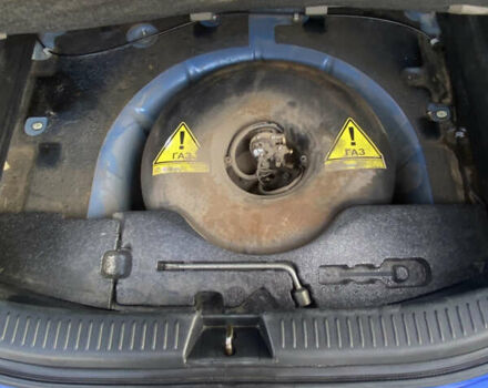 Синій Мазда 3, об'ємом двигуна 1.6 л та пробігом 286 тис. км за 4499 $, фото 14 на Automoto.ua