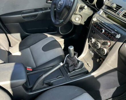 Синий Мазда 3, объемом двигателя 2 л и пробегом 307 тыс. км за 4899 $, фото 6 на Automoto.ua