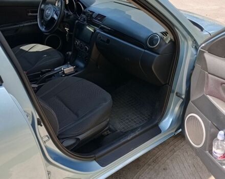 Синий Мазда 3, объемом двигателя 0 л и пробегом 197 тыс. км за 6000 $, фото 4 на Automoto.ua