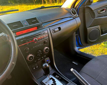 Синий Мазда 3, объемом двигателя 1.6 л и пробегом 265 тыс. км за 5000 $, фото 5 на Automoto.ua