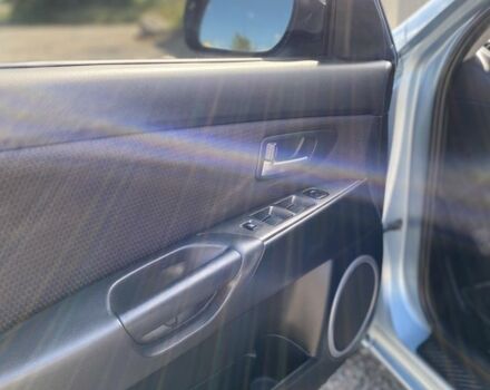 Синий Мазда 3, объемом двигателя 1.6 л и пробегом 318 тыс. км за 5000 $, фото 5 на Automoto.ua