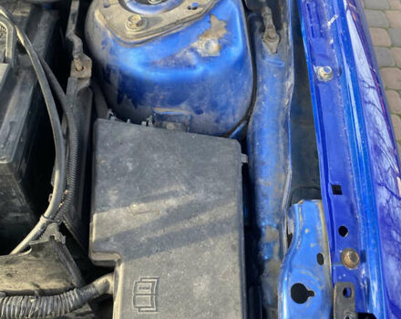 Синій Мазда 3, об'ємом двигуна 1.6 л та пробігом 286 тис. км за 4499 $, фото 20 на Automoto.ua