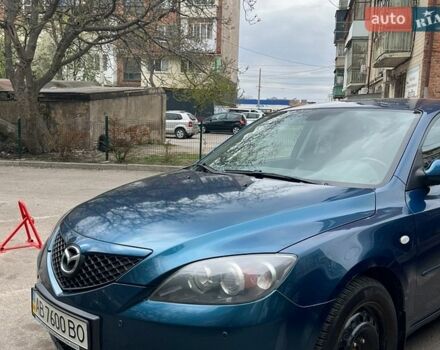 Синий Мазда 3, объемом двигателя 1.6 л и пробегом 150 тыс. км за 4500 $, фото 2 на Automoto.ua