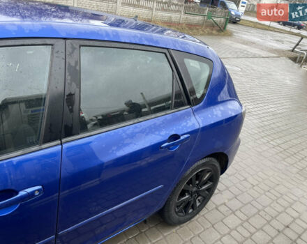 Синий Мазда 3, объемом двигателя 1.6 л и пробегом 216 тыс. км за 3999 $, фото 5 на Automoto.ua