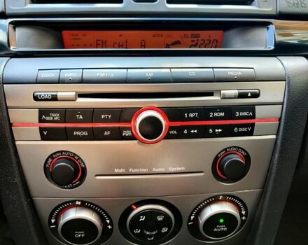 Синий Мазда 3, объемом двигателя 1.6 л и пробегом 137 тыс. км за 5300 $, фото 13 на Automoto.ua