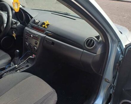 Синий Мазда 3, объемом двигателя 1.6 л и пробегом 331 тыс. км за 4300 $, фото 1 на Automoto.ua