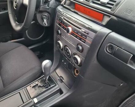 Синій Мазда 3, об'ємом двигуна 1.6 л та пробігом 230 тис. км за 5800 $, фото 12 на Automoto.ua