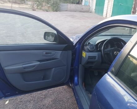Синій Мазда 3, об'ємом двигуна 1.6 л та пробігом 404 тис. км за 1700 $, фото 11 на Automoto.ua