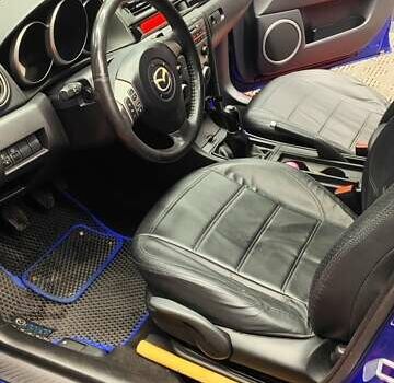 Синій Мазда 3, об'ємом двигуна 1.35 л та пробігом 220 тис. км за 4500 $, фото 5 на Automoto.ua