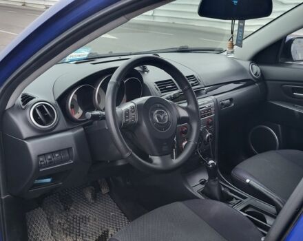 Синий Мазда 3, объемом двигателя 1.6 л и пробегом 294 тыс. км за 4500 $, фото 6 на Automoto.ua