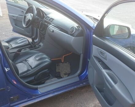 Синій Мазда 3, об'ємом двигуна 1.6 л та пробігом 404 тис. км за 1700 $, фото 12 на Automoto.ua