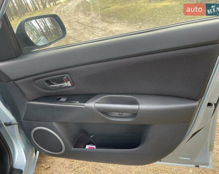 Синій Мазда 3, об'ємом двигуна 1.6 л та пробігом 227 тис. км за 5400 $, фото 37 на Automoto.ua