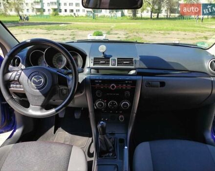 Синий Мазда 3, объемом двигателя 1.6 л и пробегом 141 тыс. км за 6600 $, фото 11 на Automoto.ua