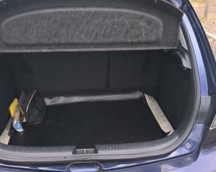 Синій Мазда 3, об'ємом двигуна 1.56 л та пробігом 219 тис. км за 5700 $, фото 8 на Automoto.ua