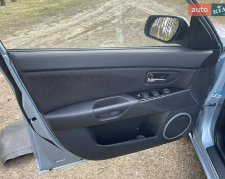 Синій Мазда 3, об'ємом двигуна 1.6 л та пробігом 227 тис. км за 5400 $, фото 40 на Automoto.ua