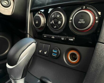 Синий Мазда 3, объемом двигателя 1.6 л и пробегом 248 тыс. км за 5399 $, фото 20 на Automoto.ua