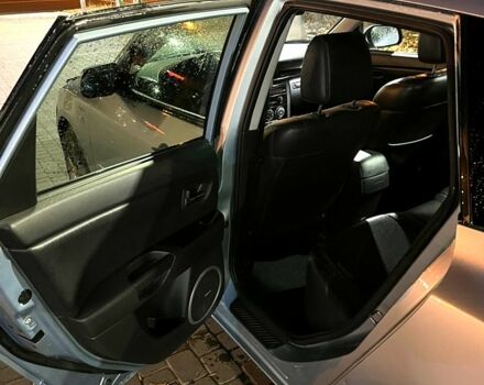 Синий Мазда 3, объемом двигателя 2 л и пробегом 191 тыс. км за 5300 $, фото 5 на Automoto.ua