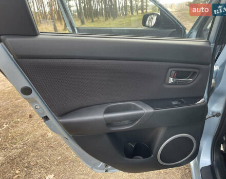 Синій Мазда 3, об'ємом двигуна 1.6 л та пробігом 227 тис. км за 5400 $, фото 39 на Automoto.ua