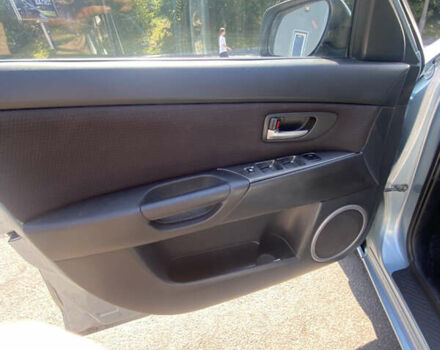 Синій Мазда 3, об'ємом двигуна 1.56 л та пробігом 321 тис. км за 4299 $, фото 18 на Automoto.ua