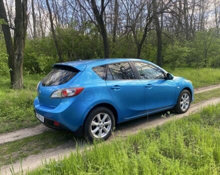 Синій Мазда 3, об'ємом двигуна 1.6 л та пробігом 129 тис. км за 7450 $, фото 3 на Automoto.ua