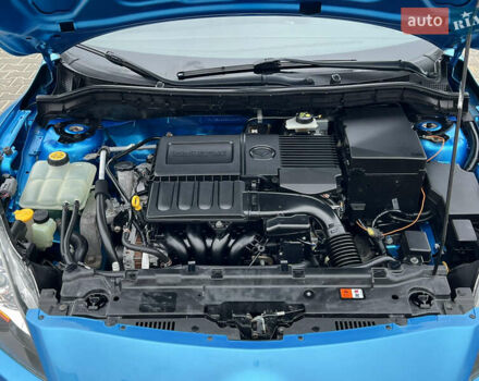 Синий Мазда 3, объемом двигателя 1.6 л и пробегом 189 тыс. км за 6700 $, фото 74 на Automoto.ua