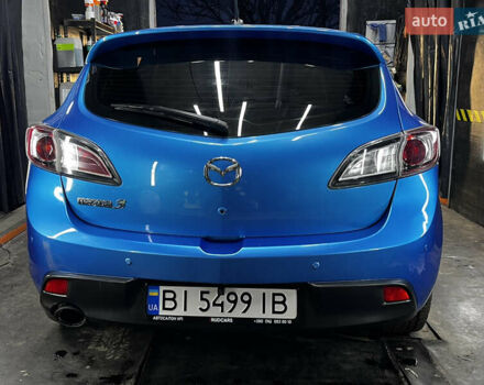 Синий Мазда 3, объемом двигателя 1.6 л и пробегом 162 тыс. км за 8500 $, фото 2 на Automoto.ua