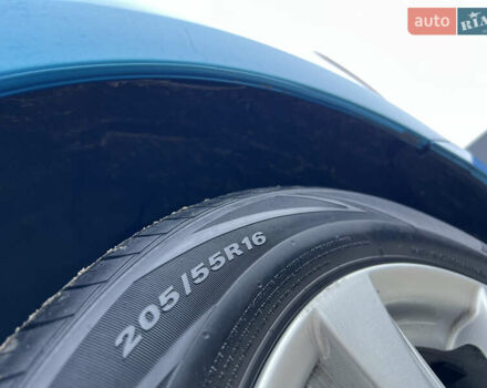 Синий Мазда 3, объемом двигателя 1.6 л и пробегом 189 тыс. км за 6700 $, фото 44 на Automoto.ua