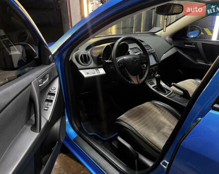 Синий Мазда 3, объемом двигателя 1.6 л и пробегом 162 тыс. км за 8500 $, фото 10 на Automoto.ua