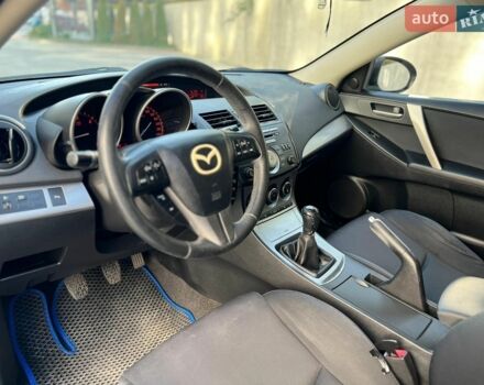 Синий Мазда 3, объемом двигателя 1.56 л и пробегом 202 тыс. км за 4500 $, фото 6 на Automoto.ua