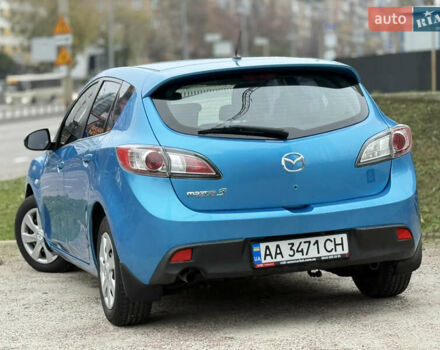 Синий Мазда 3, объемом двигателя 1.6 л и пробегом 226 тыс. км за 8500 $, фото 6 на Automoto.ua