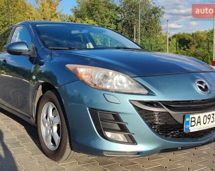 Синий Мазда 3, объемом двигателя 1.6 л и пробегом 150 тыс. км за 7500 $, фото 2 на Automoto.ua