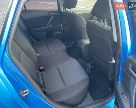 Синий Мазда 3, объемом двигателя 1.6 л и пробегом 195 тыс. км за 7200 $, фото 6 на Automoto.ua