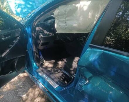 Синий Мазда 3, объемом двигателя 1.6 л и пробегом 148 тыс. км за 4300 $, фото 6 на Automoto.ua