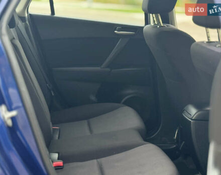 Синий Мазда 3, объемом двигателя 2 л и пробегом 230 тыс. км за 7700 $, фото 35 на Automoto.ua