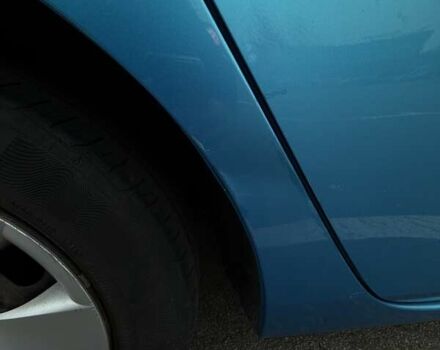 Синий Мазда 3, объемом двигателя 1.6 л и пробегом 144 тыс. км за 8400 $, фото 13 на Automoto.ua