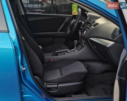Синий Мазда 3, объемом двигателя 1.6 л и пробегом 188 тыс. км за 8990 $, фото 53 на Automoto.ua
