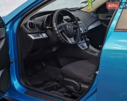 Синий Мазда 3, объемом двигателя 1.6 л и пробегом 188 тыс. км за 8990 $, фото 44 на Automoto.ua