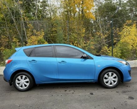 Синий Мазда 3, объемом двигателя 1.6 л и пробегом 227 тыс. км за 7500 $, фото 3 на Automoto.ua