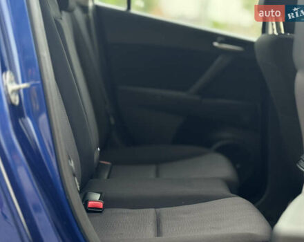 Синий Мазда 3, объемом двигателя 2 л и пробегом 230 тыс. км за 7700 $, фото 36 на Automoto.ua