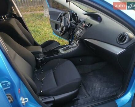 Синій Мазда 3, об'ємом двигуна 1.6 л та пробігом 112 тис. км за 8600 $, фото 10 на Automoto.ua