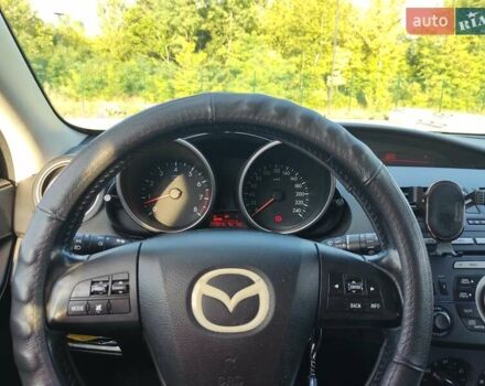 Синий Мазда 3, объемом двигателя 1.6 л и пробегом 150 тыс. км за 7500 $, фото 4 на Automoto.ua