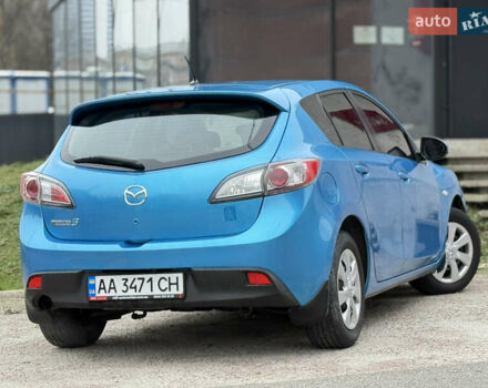 Синий Мазда 3, объемом двигателя 1.6 л и пробегом 226 тыс. км за 8500 $, фото 9 на Automoto.ua