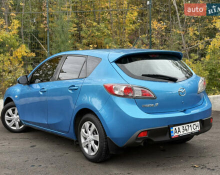 Синий Мазда 3, объемом двигателя 1.6 л и пробегом 227 тыс. км за 7500 $, фото 11 на Automoto.ua
