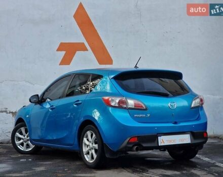 Синий Мазда 3, объемом двигателя 1.6 л и пробегом 188 тыс. км за 8990 $, фото 26 на Automoto.ua