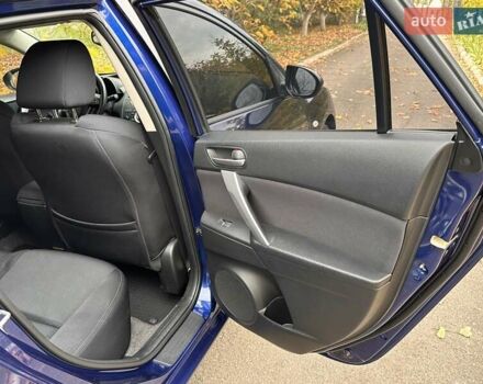 Синий Мазда 3, объемом двигателя 1.6 л и пробегом 293 тыс. км за 6500 $, фото 12 на Automoto.ua